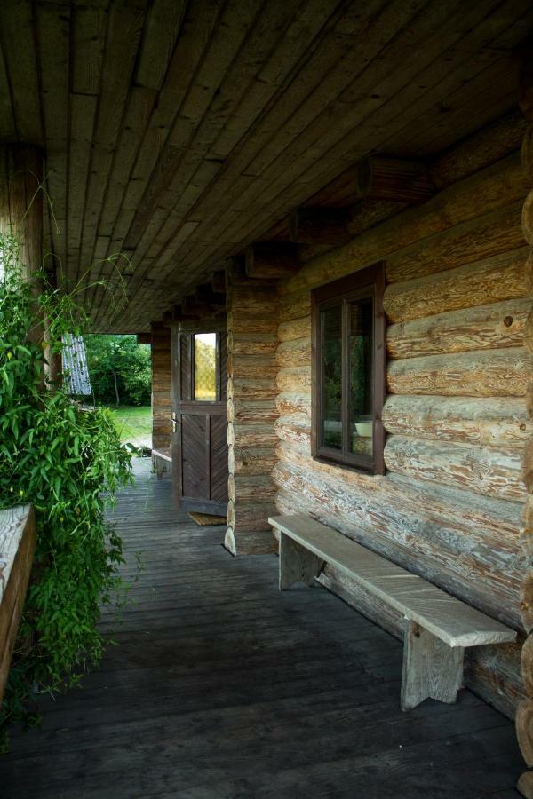 "Ziedkalni" Villa Bīriņi Dış mekan fotoğraf